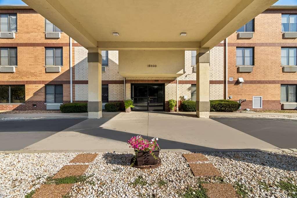 Comfort Inn & Suites Near Tinley Park Amphitheater Eksteriør bilde